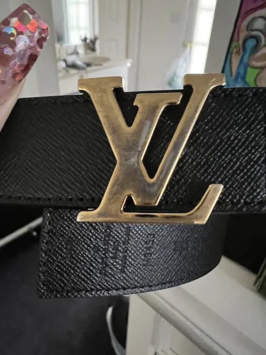 Louis Vuitton Cleveland Saks 6