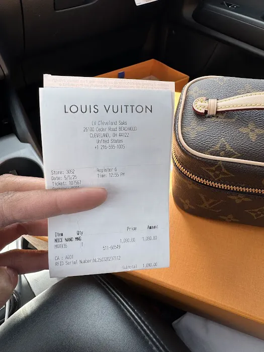 Louis Vuitton Cleveland Saks 9