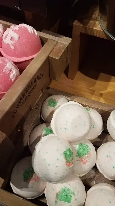 Lush Cosmetics Beachwood 6