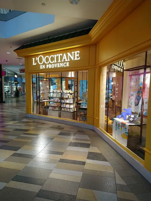 L'OCCITANE EN PROVENCE 8