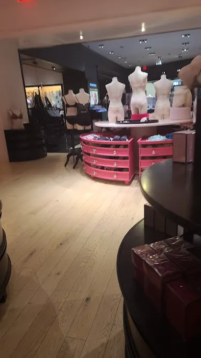 Victoria's Secret 6