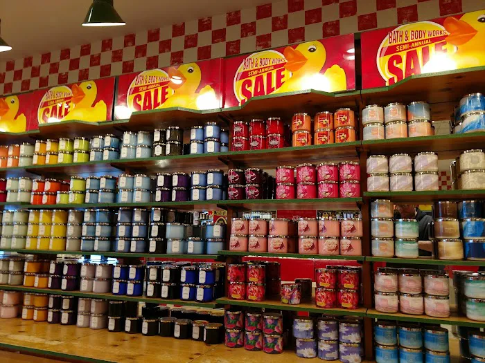 Bath & Body Works 1