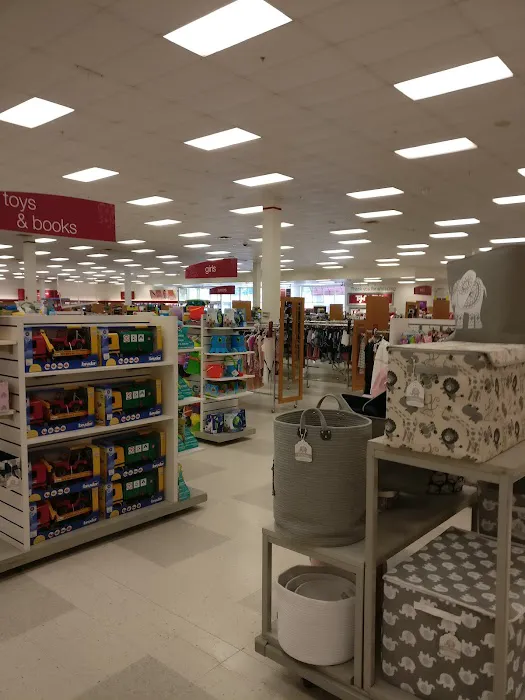 T.J. Maxx & HomeGoods 4