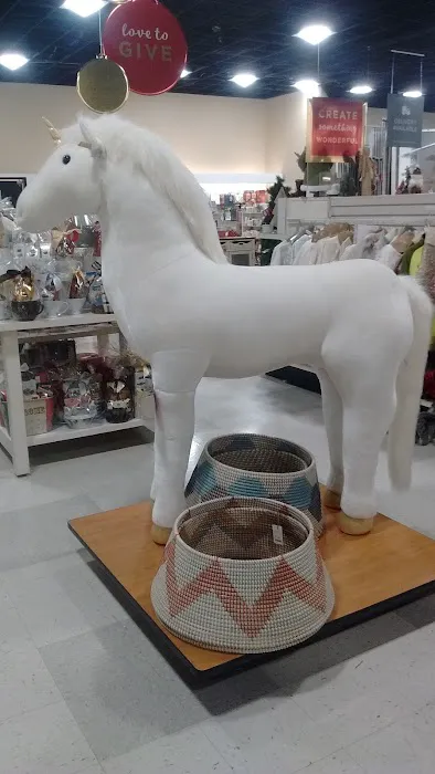 T.J. Maxx & HomeGoods 3