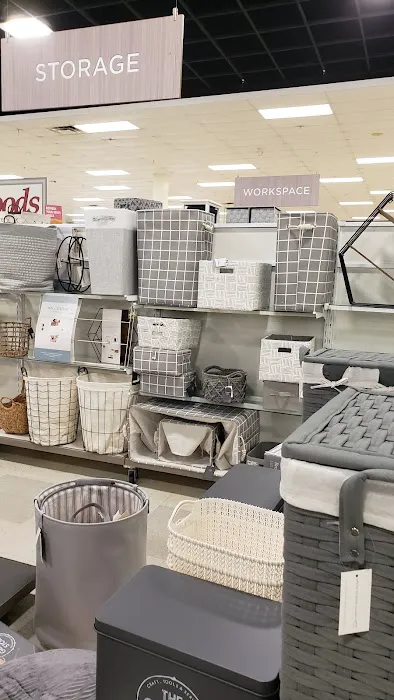 T.J. Maxx & HomeGoods 8