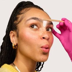 Benefit Cosmetics BrowBar ico