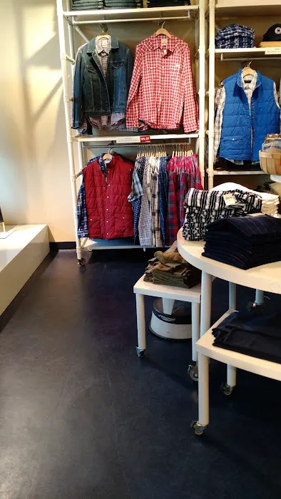 Polo Ralph Lauren Factory Store 8