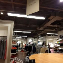 Banana Republic Factory Store ico