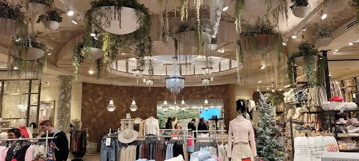 Altar'd State Polaris Fashion Place 1