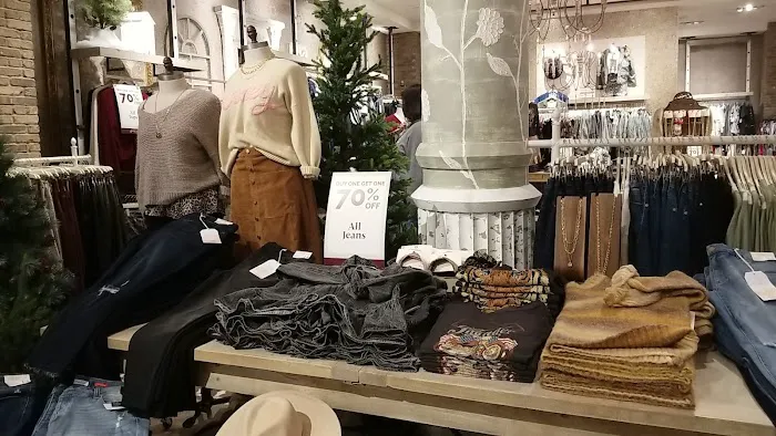Altar'd State Polaris Fashion Place 9