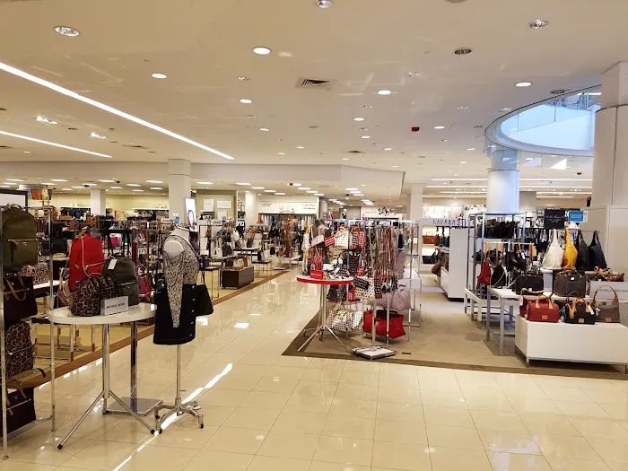 Macy's 0