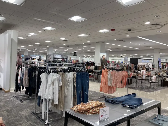 Macy's 9
