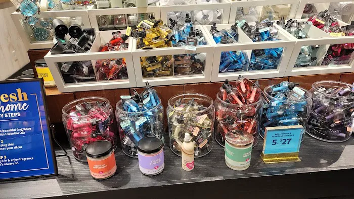 Bath & Body Works 3