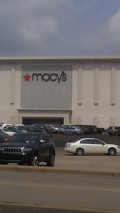 Macy's 0