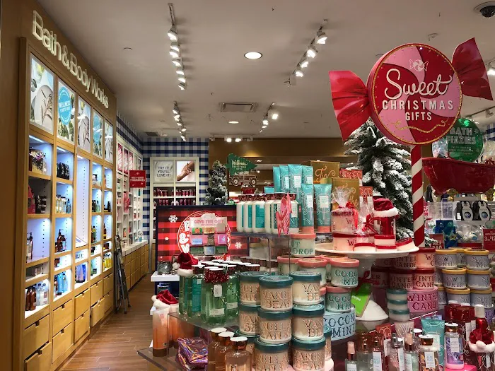Bath & Body Works 7