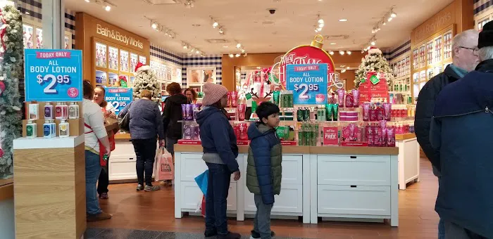 Bath & Body Works 6