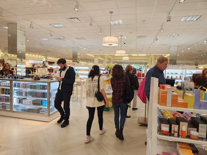 Von Maur 0