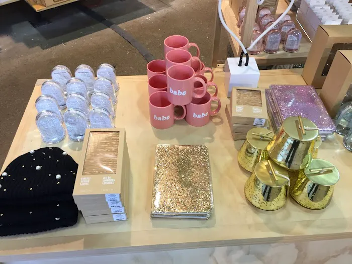Urban Outfitters 1