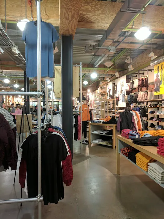 Urban Outfitters 4