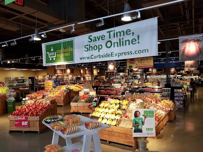Market District Supermarket 4