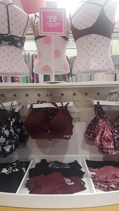 Victoria's Secret & PINK by Victoria's Secret 4