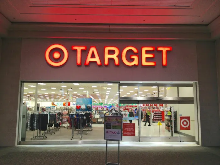 Ollie's Bargain Outlet 10