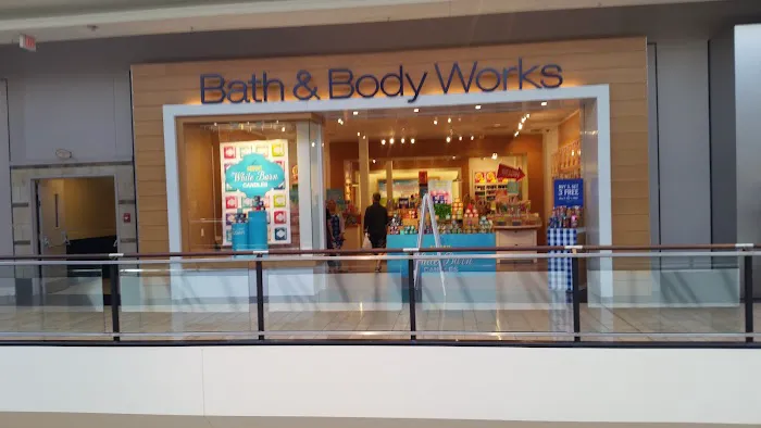 Bath & Body Works 2