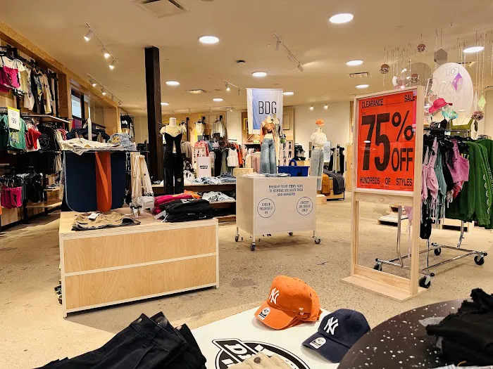Urban Outfitters 4