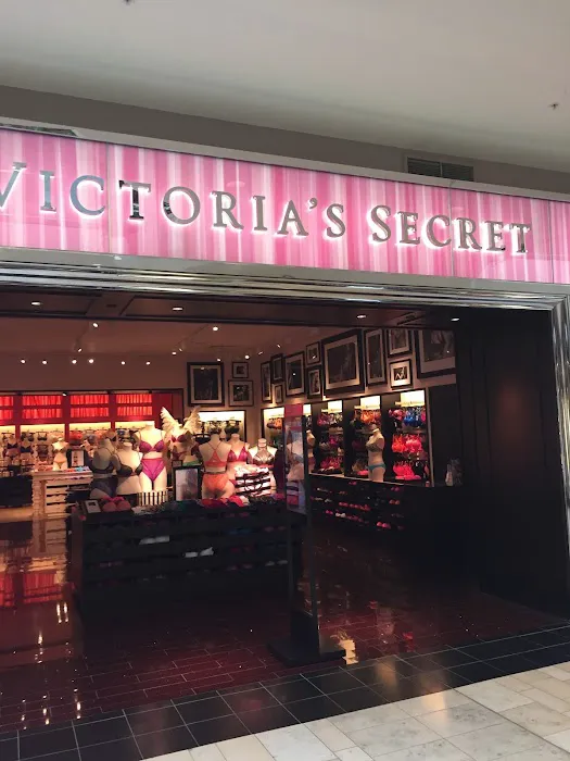 PINK by Victoria's Secret 2