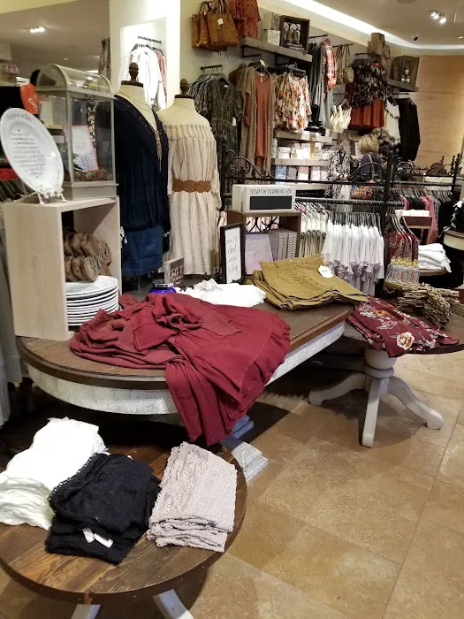 Altar'd State Ross Park Mall 9