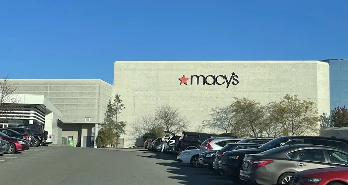 Macy's 0