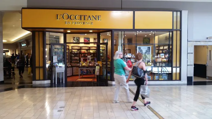 L'OCCITANE EN PROVENCE 4
