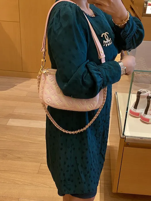 Louis Vuitton Columbus Easton Town Center 3
