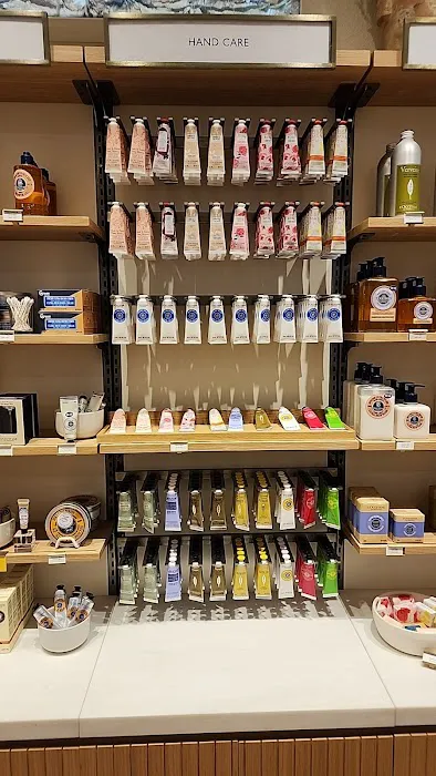 L'OCCITANE EN PROVENCE 3