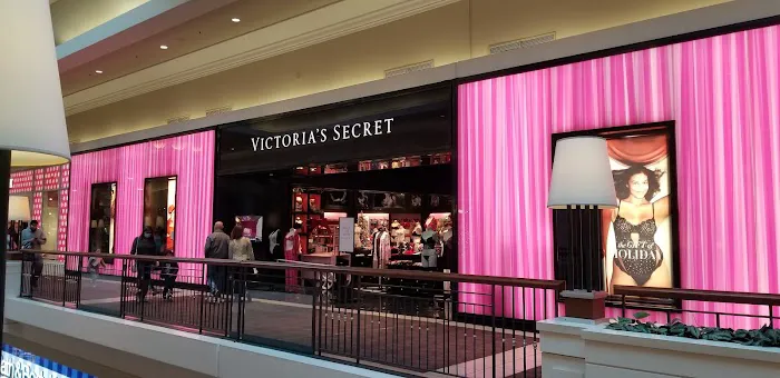 Victoria's Secret & PINK by Victoria's Secret 3