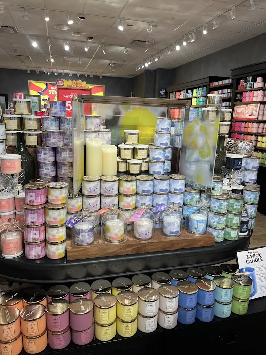 Bath & Body Works 4