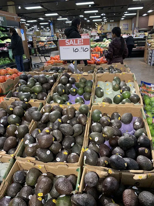 Market District Supermarket 8
