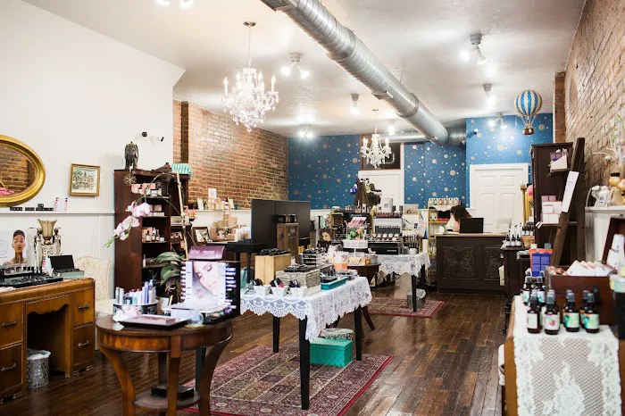 The Gilded Girl Beauty Emporium 13