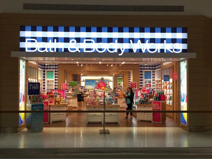 Bath & Body Works 4