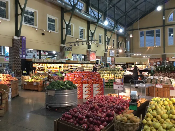 Market District Supermarket 3