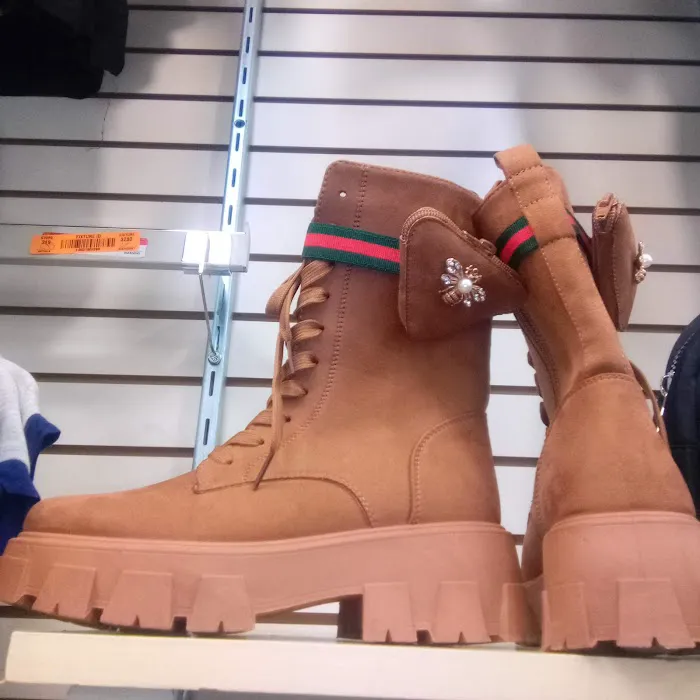 Rainbow Shops 6