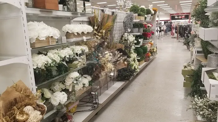 T.J. Maxx & HomeGoods 7