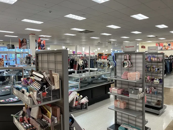 T.J. Maxx & HomeGoods 6