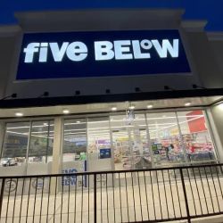 Five Below ico
