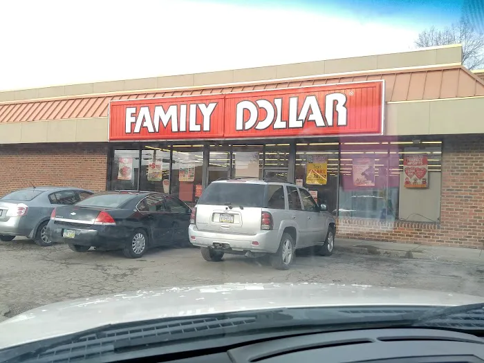 Family Dollar 0