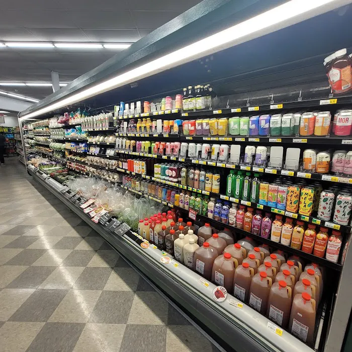 Weiland's Market 4