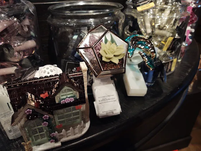 Bath & Body Works 8