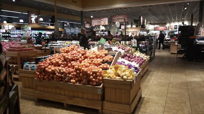 Market District Supermarket 1