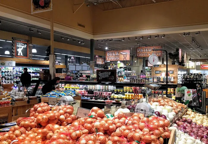 Market District Supermarket 3
