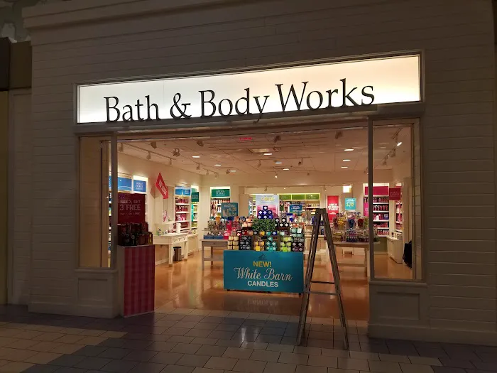 Bath & Body Works 2